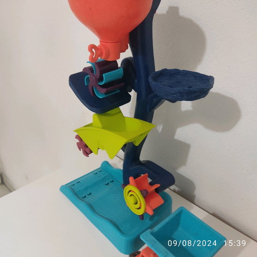 B toys Water Mill like new with truck