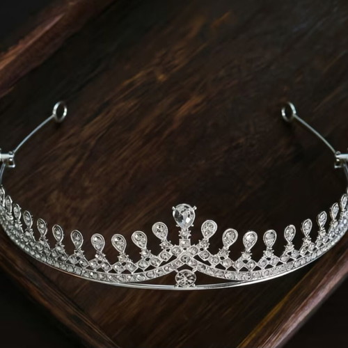 Bridal tiara with crystal silver rhinestones unused