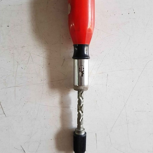 Automatic screwdriver with extra bits and 3-position switch new