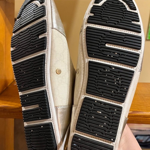 Gucci women's silver sports shoes like new, size 38.5