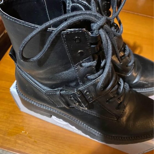 Black ankle boots like new, size 37