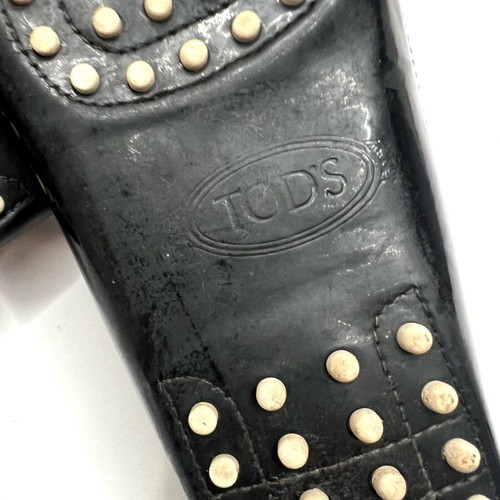 Обувки Tod's балеринки черни от патентована кожа употребявани размер 39