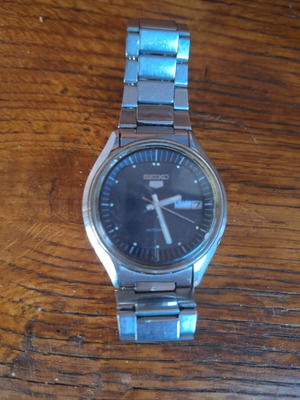 Seiko 5 Kinetic wristwatch