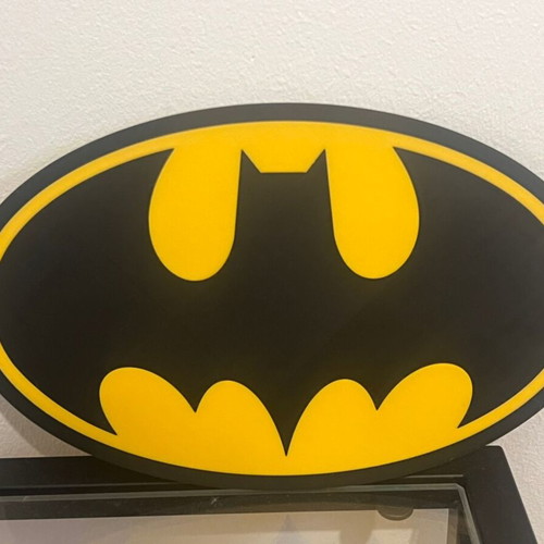 Batman 3D logo like new