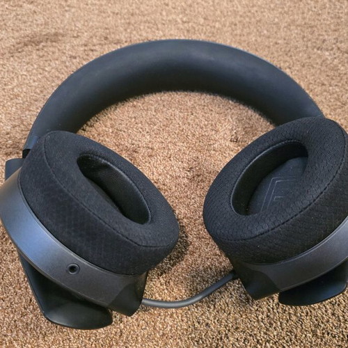 Alienware AW510H gaming headset wired like new with 7.1 sound