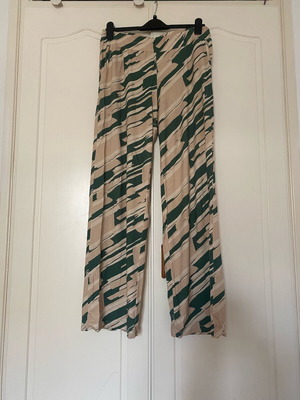 Elastic wide-leg pants like new, beige and green, size L