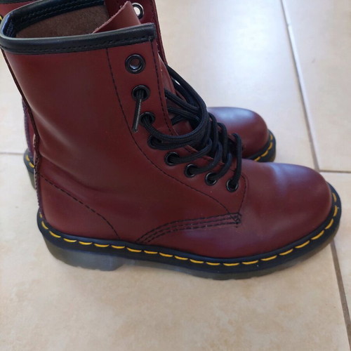 Dr. Martins boots like new, red, size 36