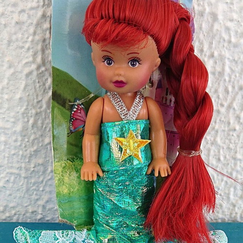 Set of vintage Disney dolls Jasmine and Ariel new