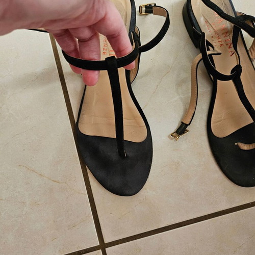 Italian leather suede sandals like new, size 38, black