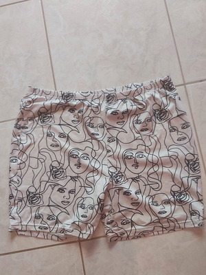 Plus size biker shorts Shein new, size 3XL, black and white