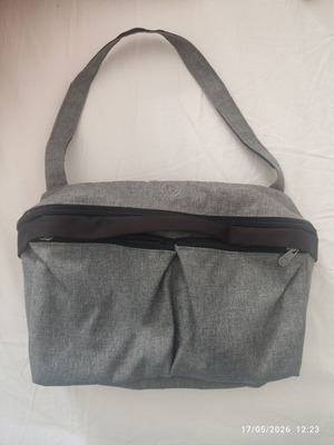 Bugaboo stroller organizer bag like new with compartments