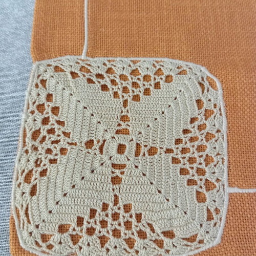 Table linens with hand crochet design, new, set of 2 orange with beige