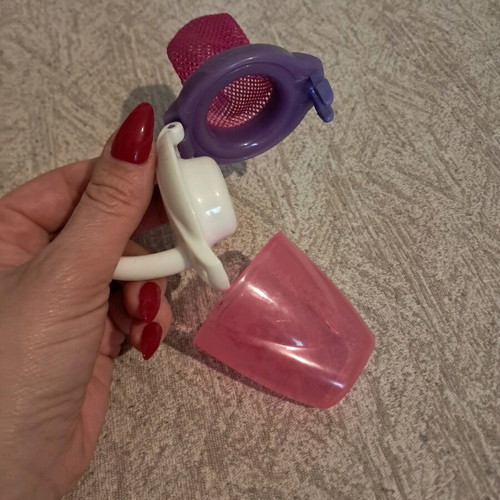 Chicco and Munchkin pacifiers new, set of 2+1