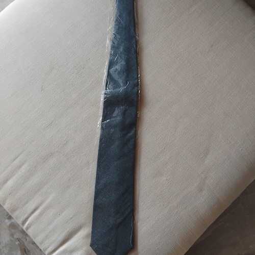 Tie like new, never used