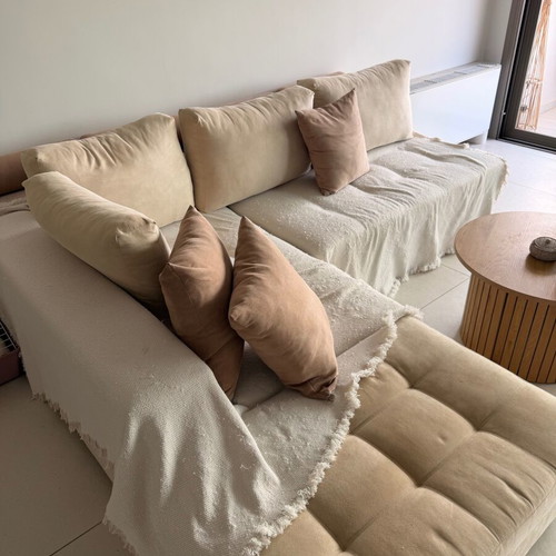Corner sofa like new