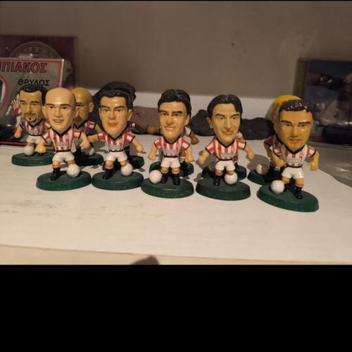 Olympiacos figures like new, authentic set