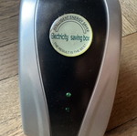 Electricity saving box