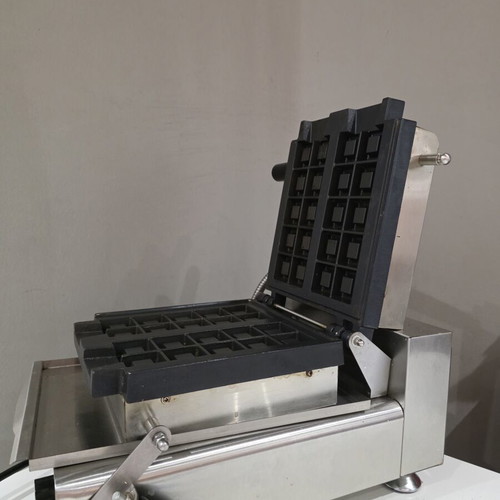 Waffle Maker professional, like new