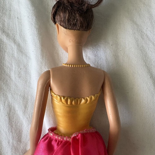 Disney Ballerina Princess Belle Doll Mattel, missing hair accessory