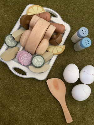 Zara Home Wooden Playset Roasted Chicken with Eggs and Kitchen Accessories