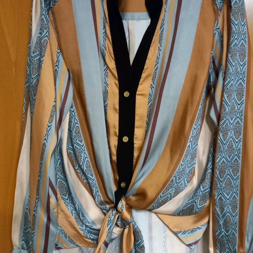 Bsb shirt satin texture like new multicolor size XL