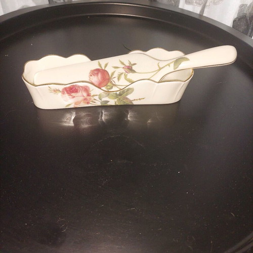 Italian porcelain bowl and spatula like new for dessert