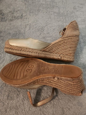 Gold platform espadrilles used, size 38
