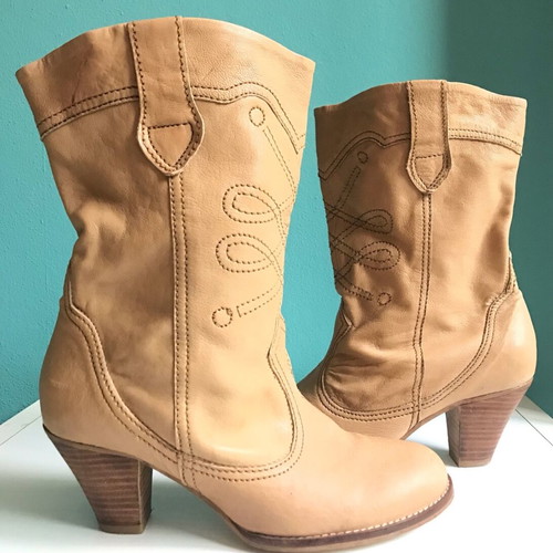 Bershka leather ankle boots like new, beige, mid-calf, size 39