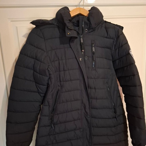 Superdry Everest black jacket like new with faux fur hood