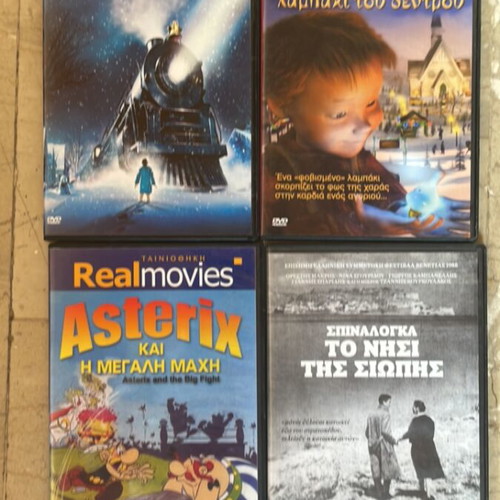 40 DVD movies in slim cases