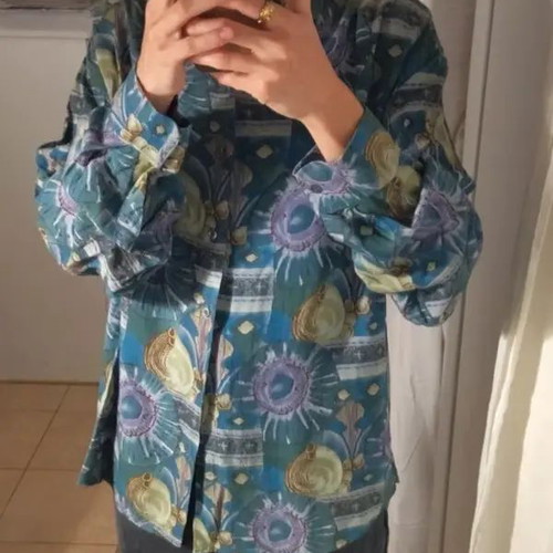 Botanical Dream Shirt like new, multicolored green