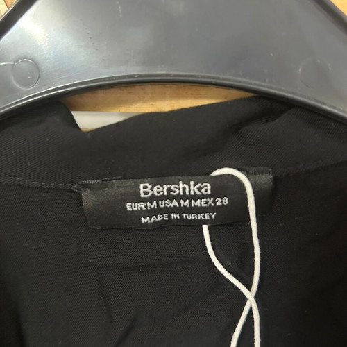 Bershka black cropped blazer size M