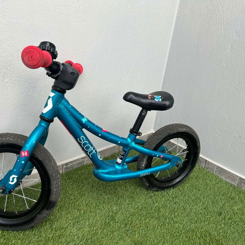 Scott Contessa Balance Bike like new for Kids