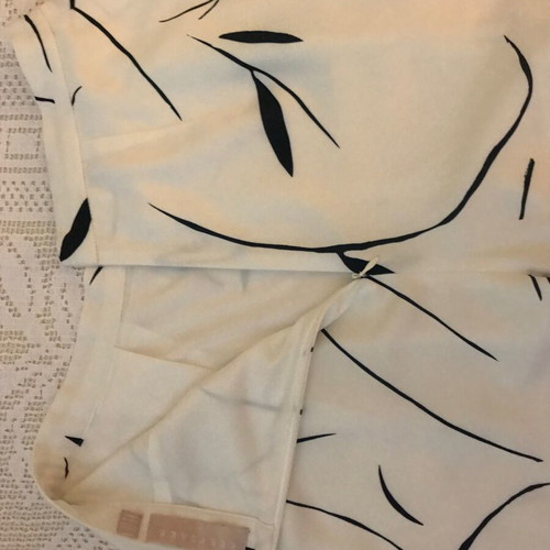Keepsake Mini Pantskirt L Black and White 100% Polyester Like New