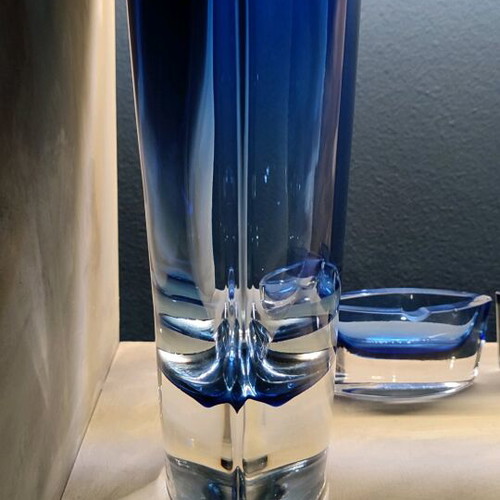 KROSNO LSA glass vase like new, set with two cobalt blue ashtrays
