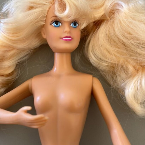 Sindy doll by Hasbro from the 90s, used