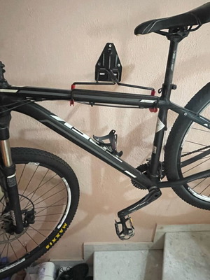 Trek Mamba Mountain Bike 29" like new, black matte