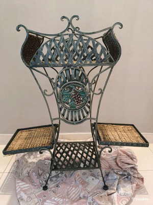 Metal vintage plant stand used, handmade rustic style