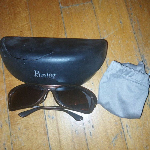 Prestige kids sunglasses like new