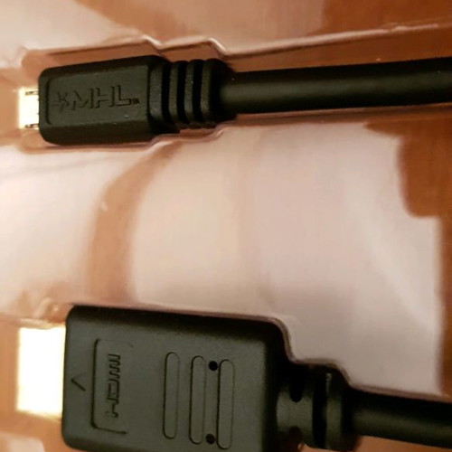 Hama HDMI-MHL cable like new for TV to mobile connection