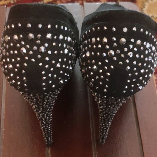 High-heeled shoes with rhinestones like new, size 40, black