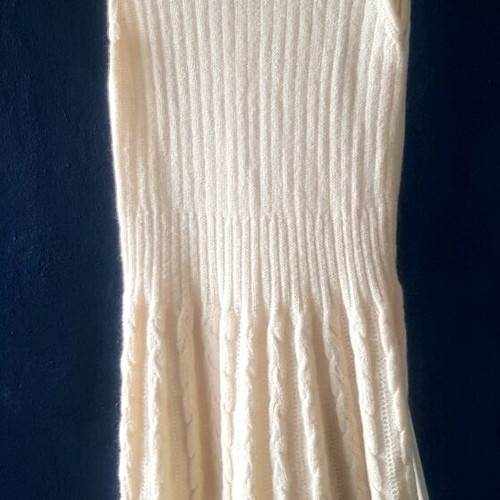 Benetton knitted dress midi like new, size S/M, cream off-white
