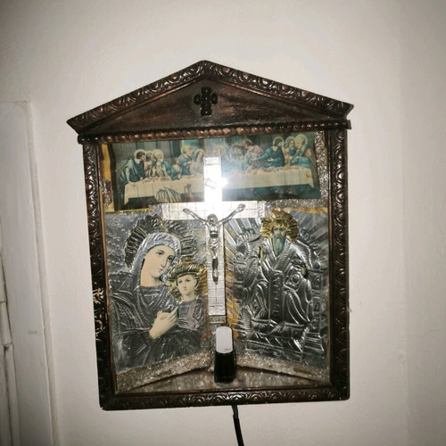 Retro iconostasis used with blue lamp, dimensions 35x25 cm
