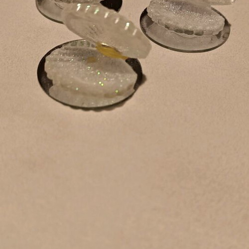 Decorative shells with rhinestones like new, set of 3