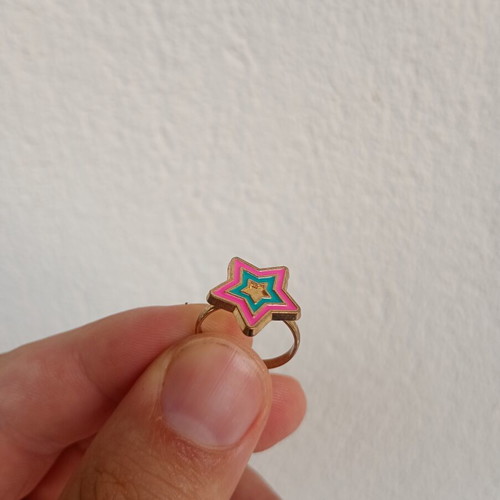 Children's metal ring adjustable size used