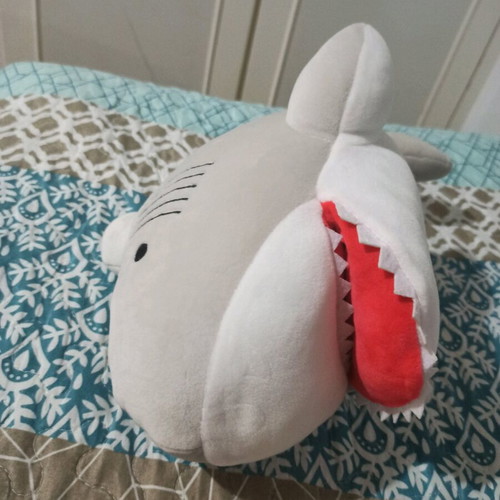 Miniso Shark plush like new with tag