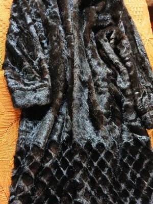Women's fur coat used, size XXL