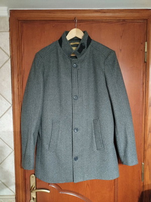 Men's winter coat like new, dark gray, size M