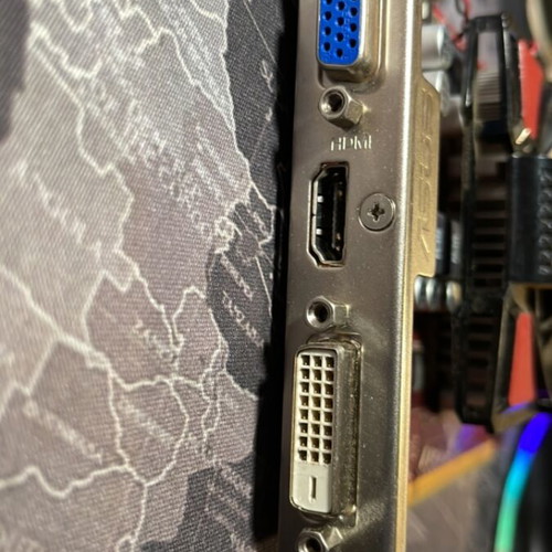 ASUS R7 250 graphics card used, 1024 MB memory
