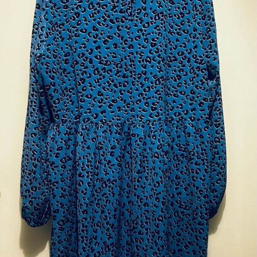 Jdy dress size 40 blue like new with Laneige lip mask gift